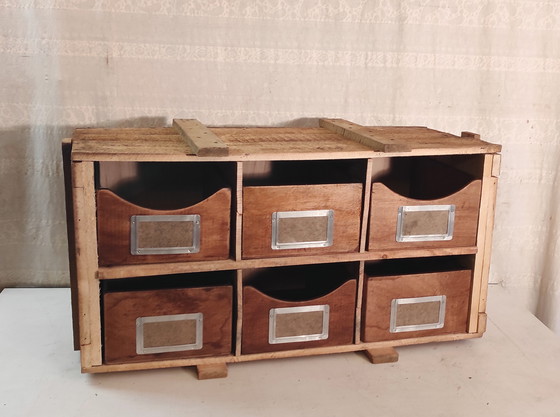 Image 1 of Armario de taller de madera maciza - mediados del siglo XX