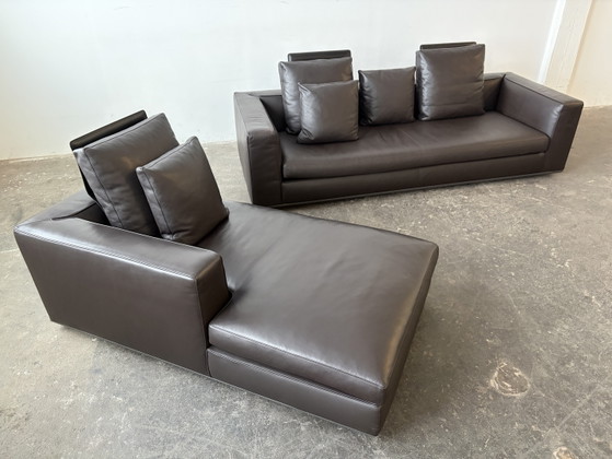 Minotti Powell Divano Designer con Chaise Longue in Pelle – Zona salotto (photo 2 of 14)