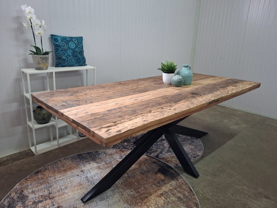 Image 1 of Robusto tavolo da pranzo in legno di fienile, 220x100cm con gambe in metallo