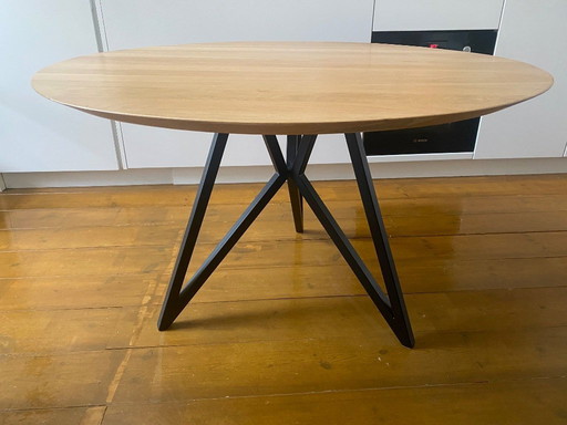 Studio Henk Round Dining Table of 120cm