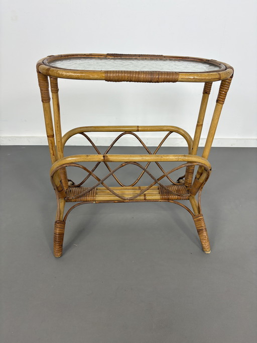 Vintage rotan bijzettafel wolkenglas met lectuurbak jaren’60