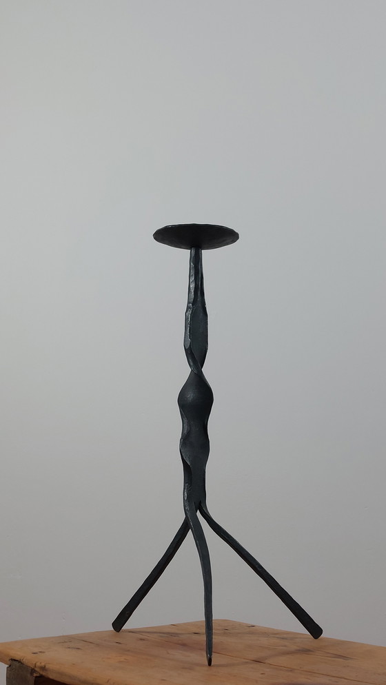 Image 1 of Vintage Mid Century handgesmede brutalistische metalen kandelaar