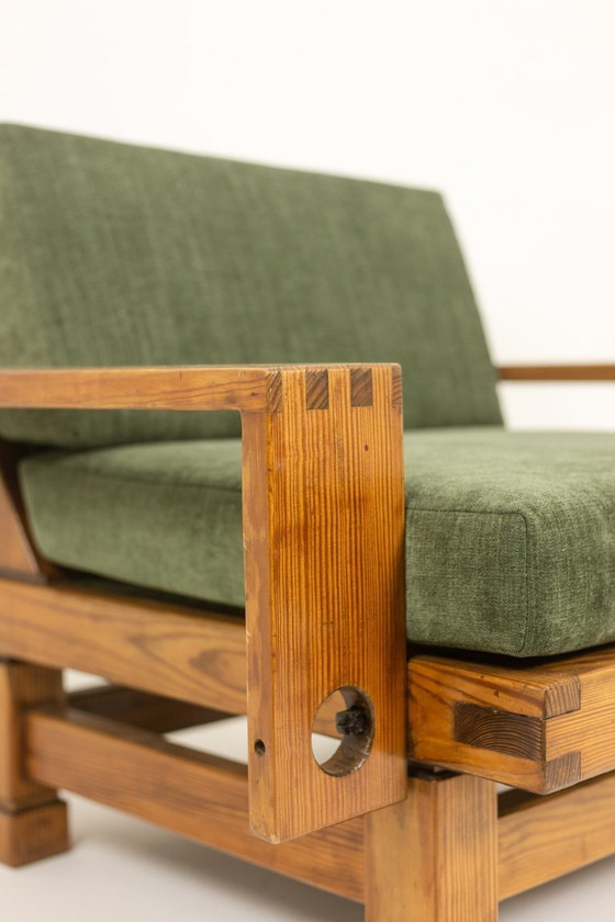 Image 1 of Een paar fauteuils in modernistische stijl, gemaakt van grenenhout. Jaren 60.