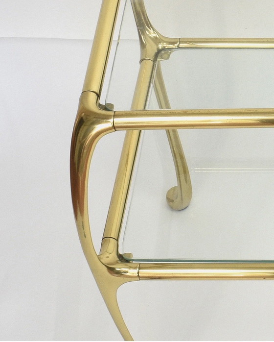 Image 1 of table d'appoint en laiton de style Hollywood Regency