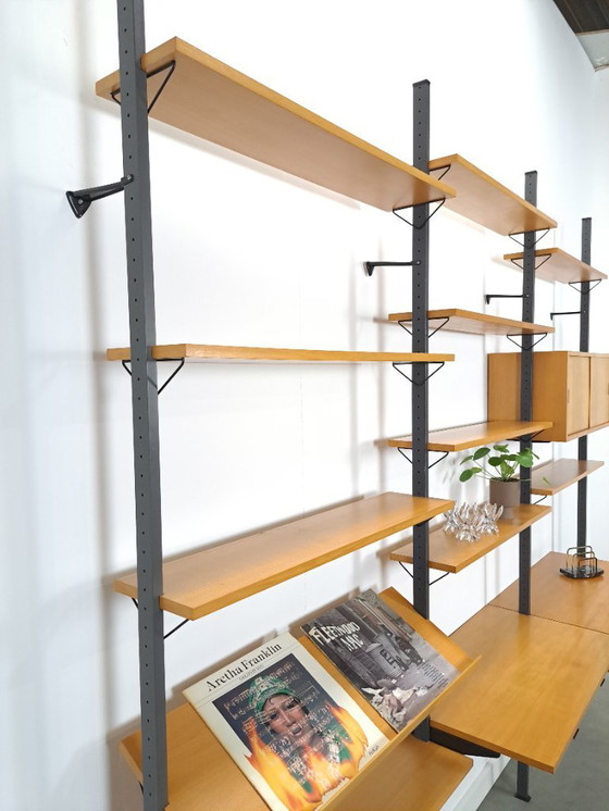 Image 1 of Sistema di pareti modulari con scrivania di design svedese Olof Pira