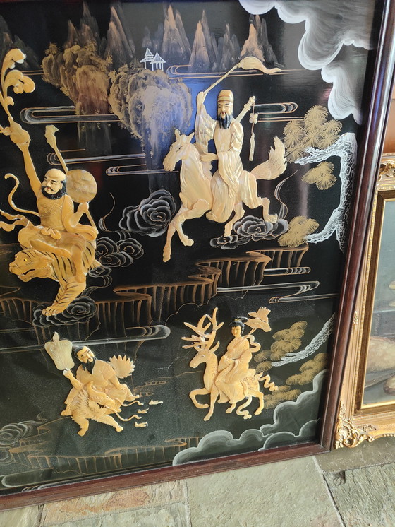Image 1 of Grande œuvre d'art chinoise vintage laquée noire et ornée de nacre