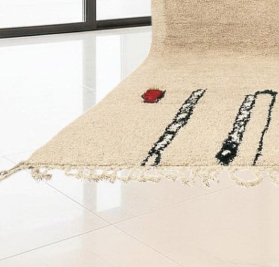 Image 1 of Moroccan rug 250cmx150cm 