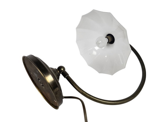 Image 1 of Banker's lamp - table lamp - opaline - brass - 3rd quarter of the 20th century