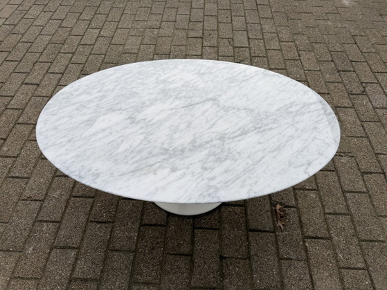 Image 1 of Original Knoll Tulip Eero Saarinen Oval Coffee Table Carrara