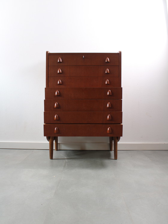 Image 1 of Commode danoise vintage en teck, très spéciale !