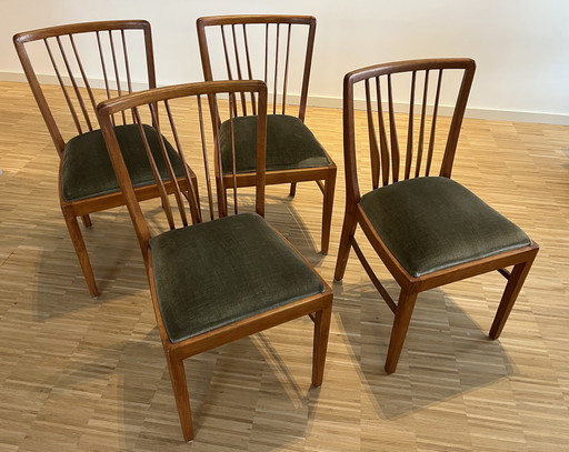 Set aus 4 Esszimmerstühlen und einem runden Klapptisch, 1950er Jahre (möglicherweise entworfen von Carl Malmsten)