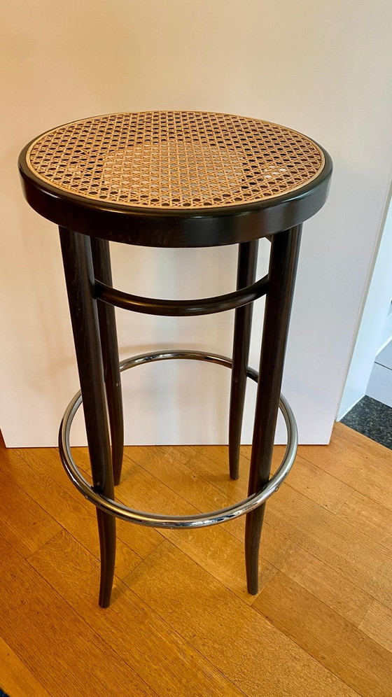 Set da pranzo originale Thonet: tavolo ovale + 6 sedie modello 19 (marcato 1987) – espandibile con 2 (photo 11 of 15)