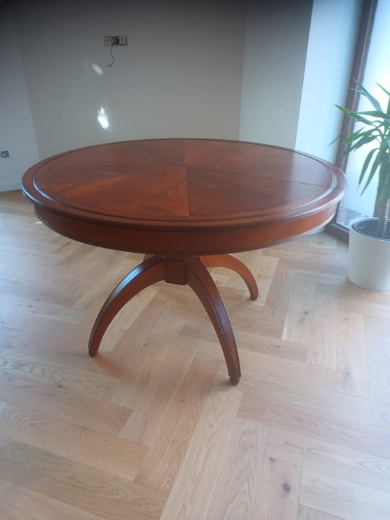 Cherrywood table with radial opening, Jupe type – Dining tables (photo 2 of 5)