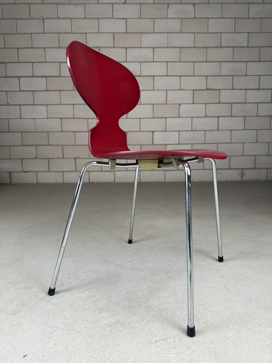 Image 1 of 4x Fritz Hansen Ant chair red (several in stock)