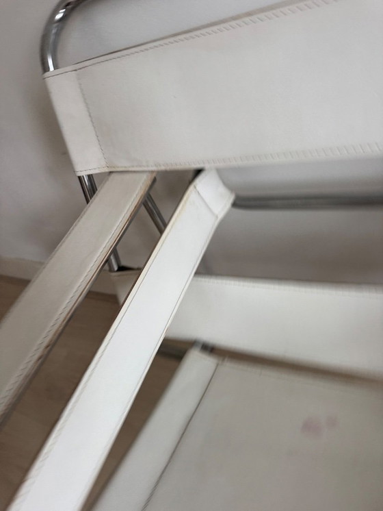 Image 1 of wasilly lounge chair white leather