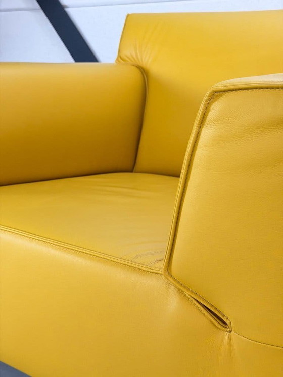 Design on Stock Bloq Armchairs - as new - ocher yellow – Leather (photo 3 of 9)