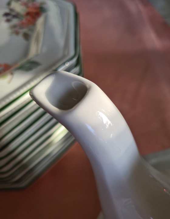 Image 1 of Servizio da tè e torta alla frutta fresca Johnson Brothers England con piatto da portata e petit four.