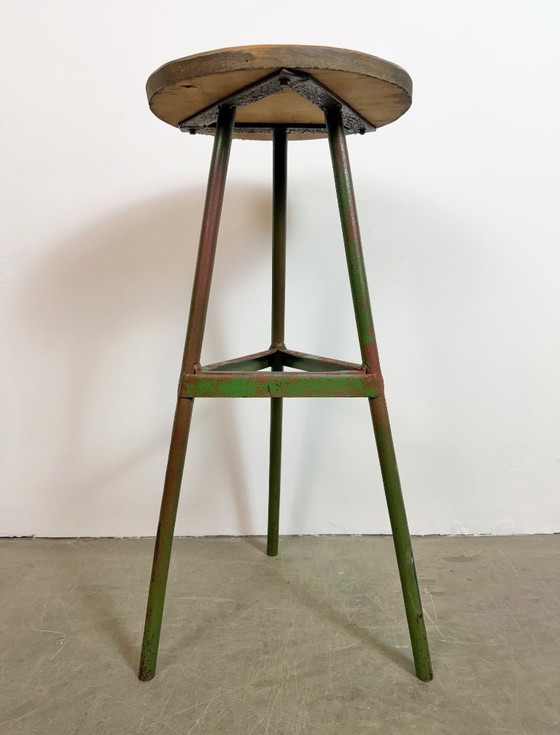 Image 1 of Grüner Werkstatthocker im Industriestil, 1960er Jahre
