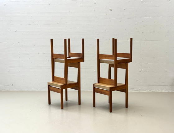 Image 1 of Set aus 8 Skandinavische Esszimmerstühle aus Nussbaum und Leder, 1960er/70er Jahre