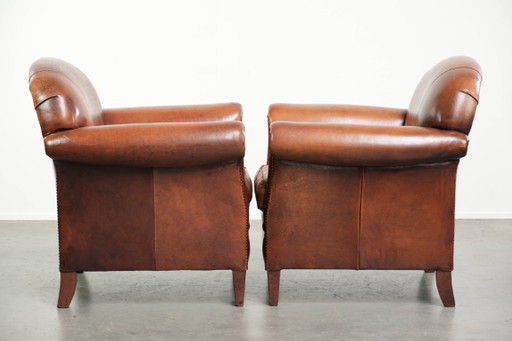 2 comode poltrone vintage in pelle di pecora con borchie decorative. – eetkamerstoelen, Wood (photo 2 of 15)