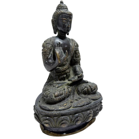 Nepali Fire-Gilded Bronze Buddha Pair – Early 20th Century – Lot 457 – Sculpture (photo 2 of 19)