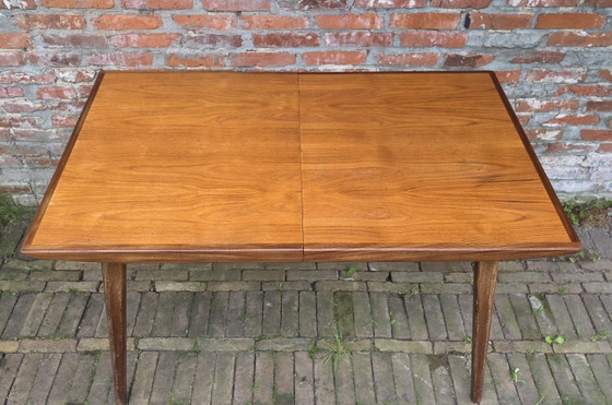 Image 1 of Table à manger vintage et design. Louis van Teeffelen pour Wébé