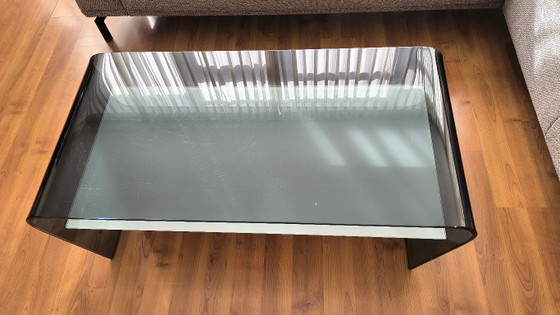 Table design des années 1980 – Tables basses, Verre (photo 6 of 7)