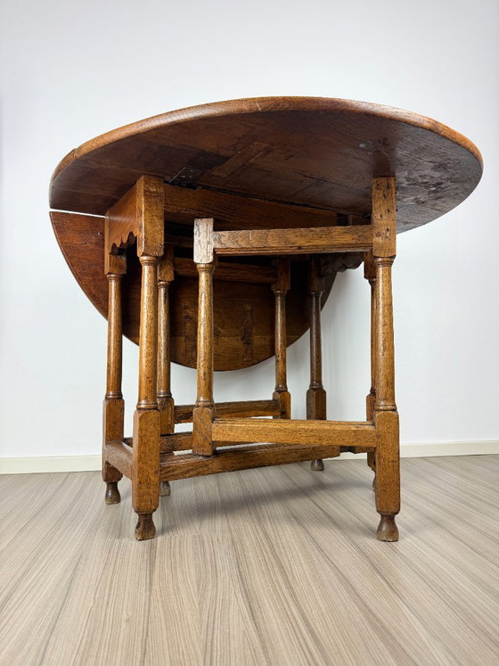 Antiker englischer Eichen-Klapptisch – Viktorianische Zeit des späten 19. Jahrhunderts – Massiver, – Tische (photo 9 of 10)