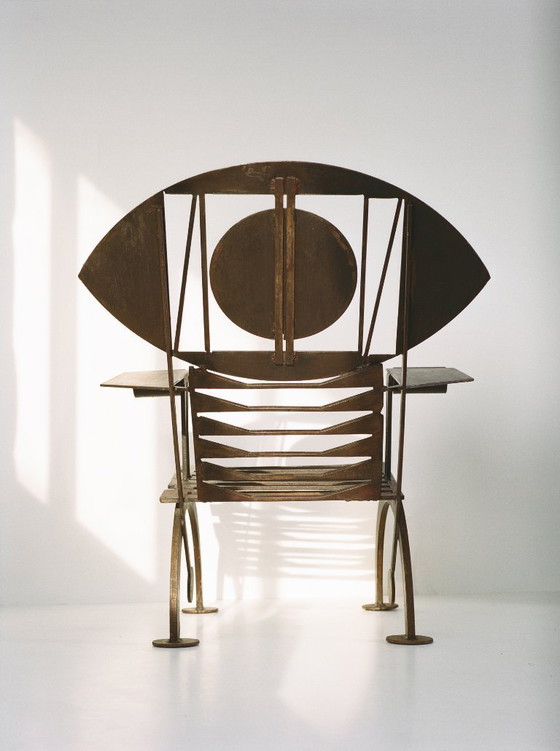 Image 1 of Sculpturale stalen fauteuil / Werk van een Nigeriaanse kunstenaar, circa 1960/70