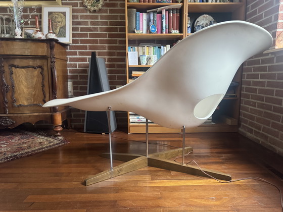 Image 1 of vitra la chaise