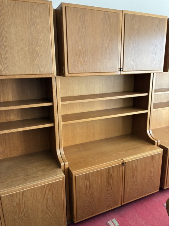 Image 1 of 3 Kasten van Van Den Berghe Pauvers