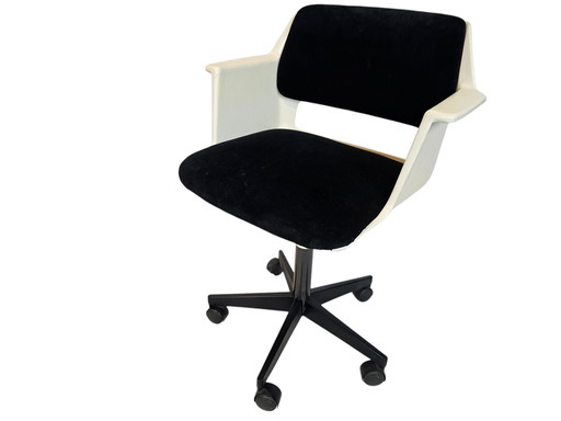 Gispen - Andre Cordemeyer - model 2717 - 1970's