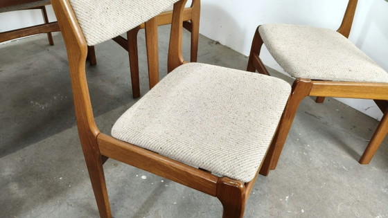 Juego de Sillas de Comedor de Diseño de Erik Buch – Conjuntos de comedor, Wood (photo 4 of 5)