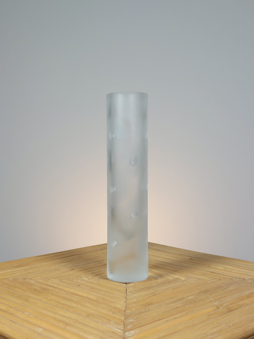 Vase vintage en verre givré fait main, avec des indentations