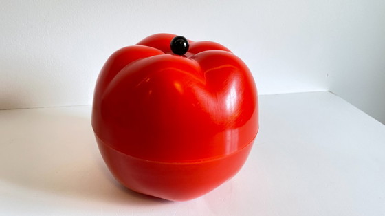 Image 1 of Ice Cube Tray by ROWNTREE MAKINTOSH Design ENGLISH