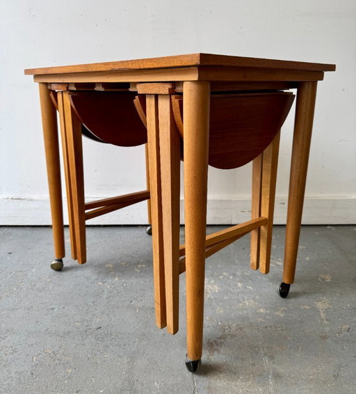 Tables Gigognes Vintage par Nový Domov