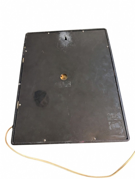 Image 1 of Zeldzame Memphis Stijl “Present Time” neon wandklok