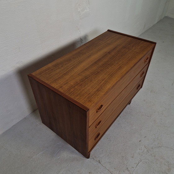 Image 1 of Commode design danois tendance à 3 tiroirs