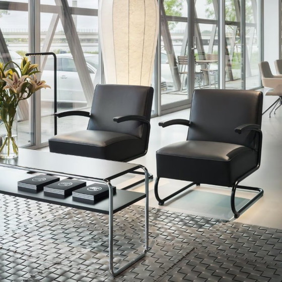 Due Poltrone S411 in pelle, Thonet, Legno, Nero (foto 8 di 12)