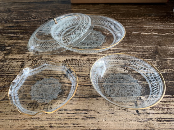 Image 1 of Vintage bonbonschaal + 2 schaaltjes kanten motief