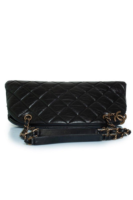Image 1 of Sac bandoulière Chanel Mademoiselle noir
