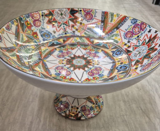 Centre de table en céramique décorée