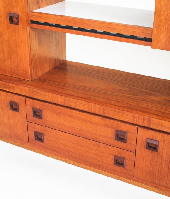 Credenza vintage in stile scandinavo. Legno di teak. Francia, anni '60. – Credenze alte, Wood (photo 11 of 13)