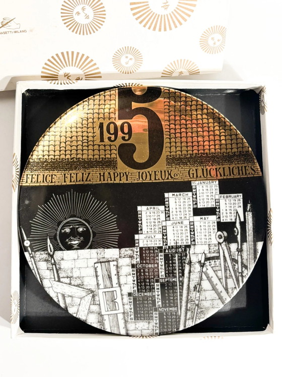 Fornasetti 1995 Ceramic Calendar Plate, Decorative Objects, Porcelain, Surrealism (photo 3 of 10)
