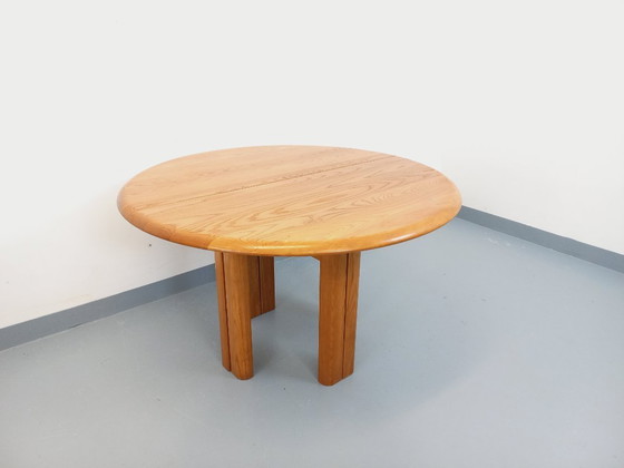 Image 1 of Vintage Seltz round dining table from the 70s/80s in solid blond elm with extensions