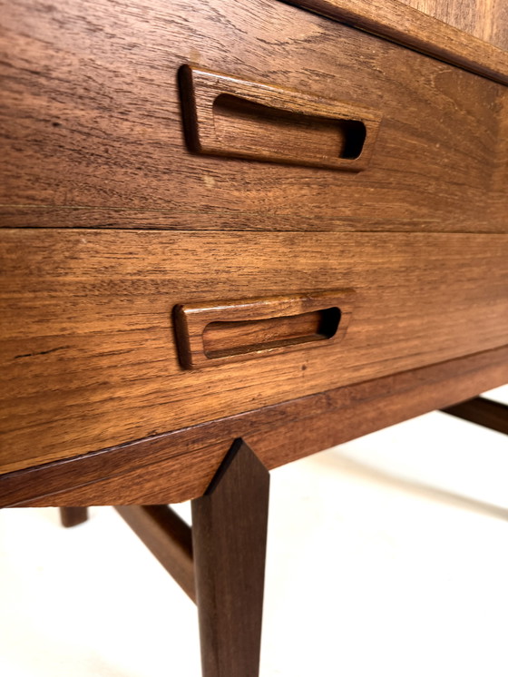 Image 1 of Credenza vintage in teak, Vembe Møbelfabrik '60