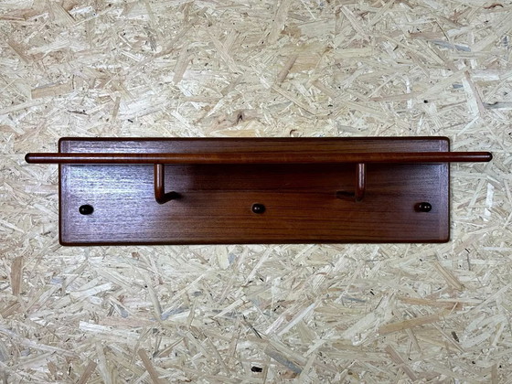 Image 1 of 60er 70er Jahre Garderobe Wandgarderobe Teak von Vildbjerg Møbelfabrik Denmark