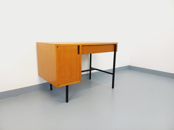 Image 1 of Bureau moderniste vintage Multitable par Jacques Hitier en bois de chêne et métal noir des années 50 60