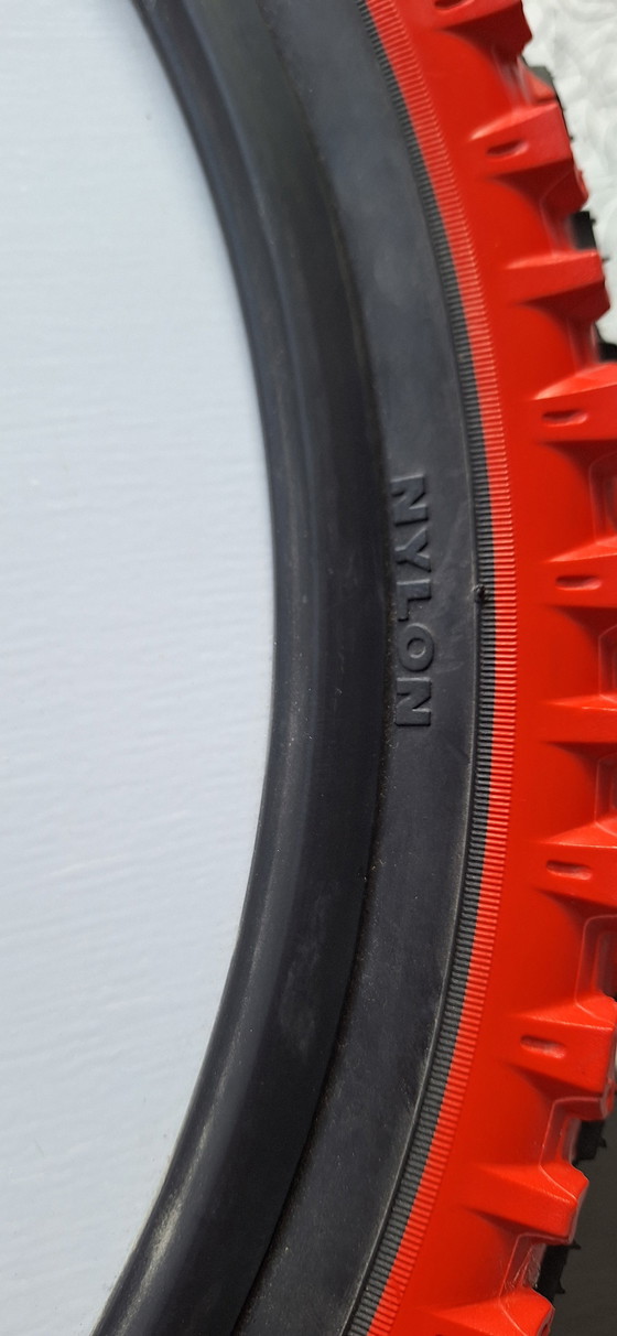 Image 1 of Vintage Jaren 90 IKEA Volda Fietsenband Spiegel