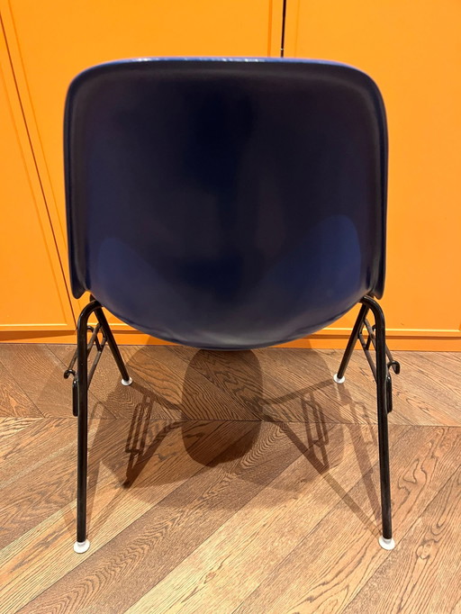 Herman Miller Charles & Ray Eames Fiberglass DSS Shell Chair